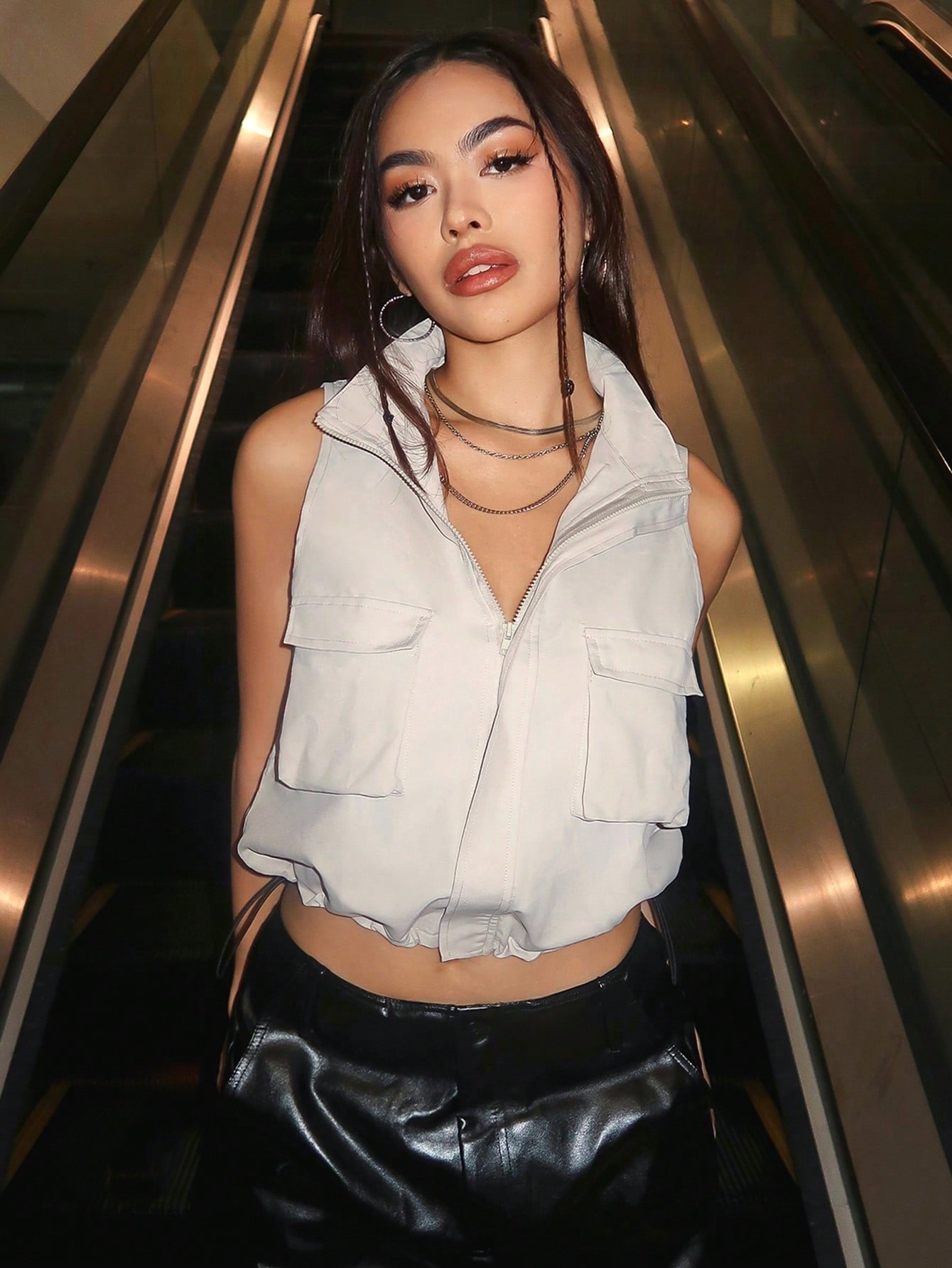 Flap Pocket Drawstring Hem Crop Vest Jacket